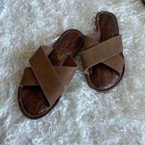 Seven7 Jesse Brown Flat Sandals Sz 8 Criss Cross